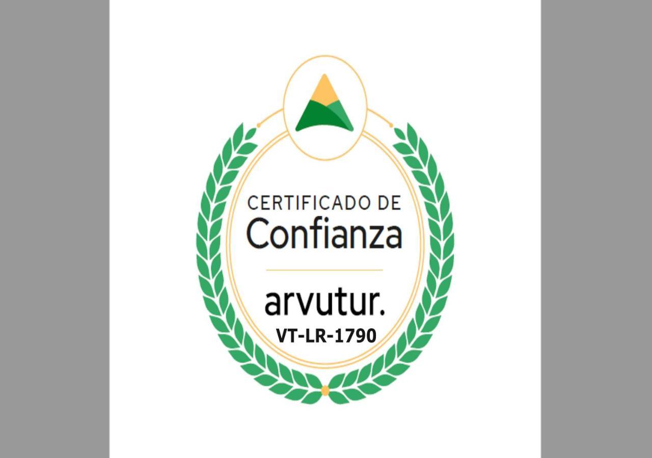 Alojamiento En Pleno Centro Con Wifi Y Aire Acondicionado Logrono Exterior photo